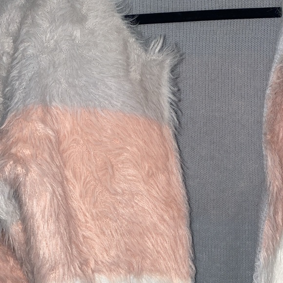 Woven Heart Faux Fur Sweater Jacket - Picture 4 of 5